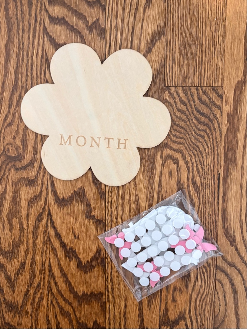 Source Unknown Wooden Flower Month Tracker with Pink & White Markers